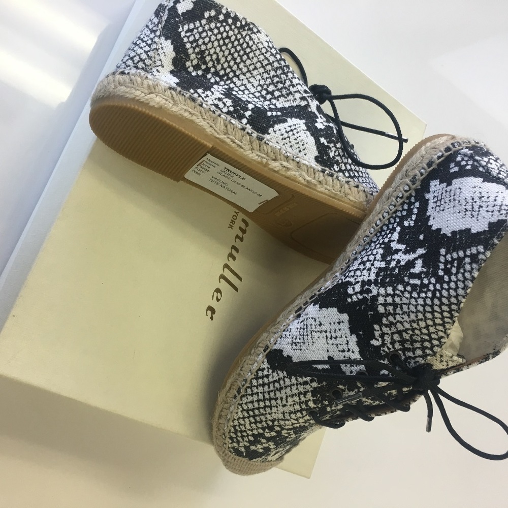 Women's Bettye Muller Espadrilles sz 37/7 NIB - Picture 3 of 3